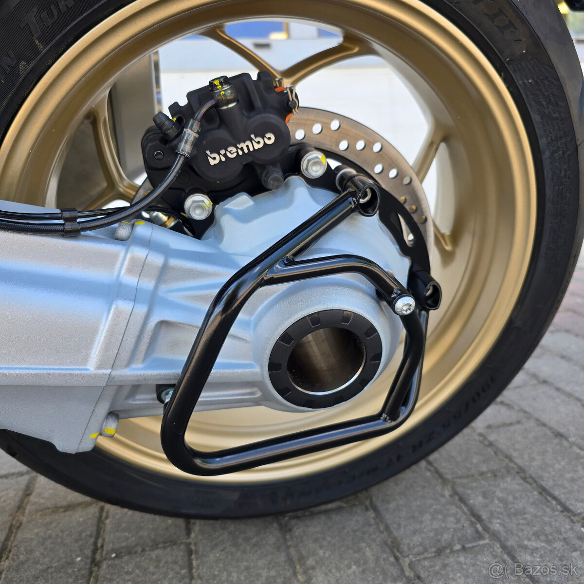 Moto Guzzi V100 Mandello - 5