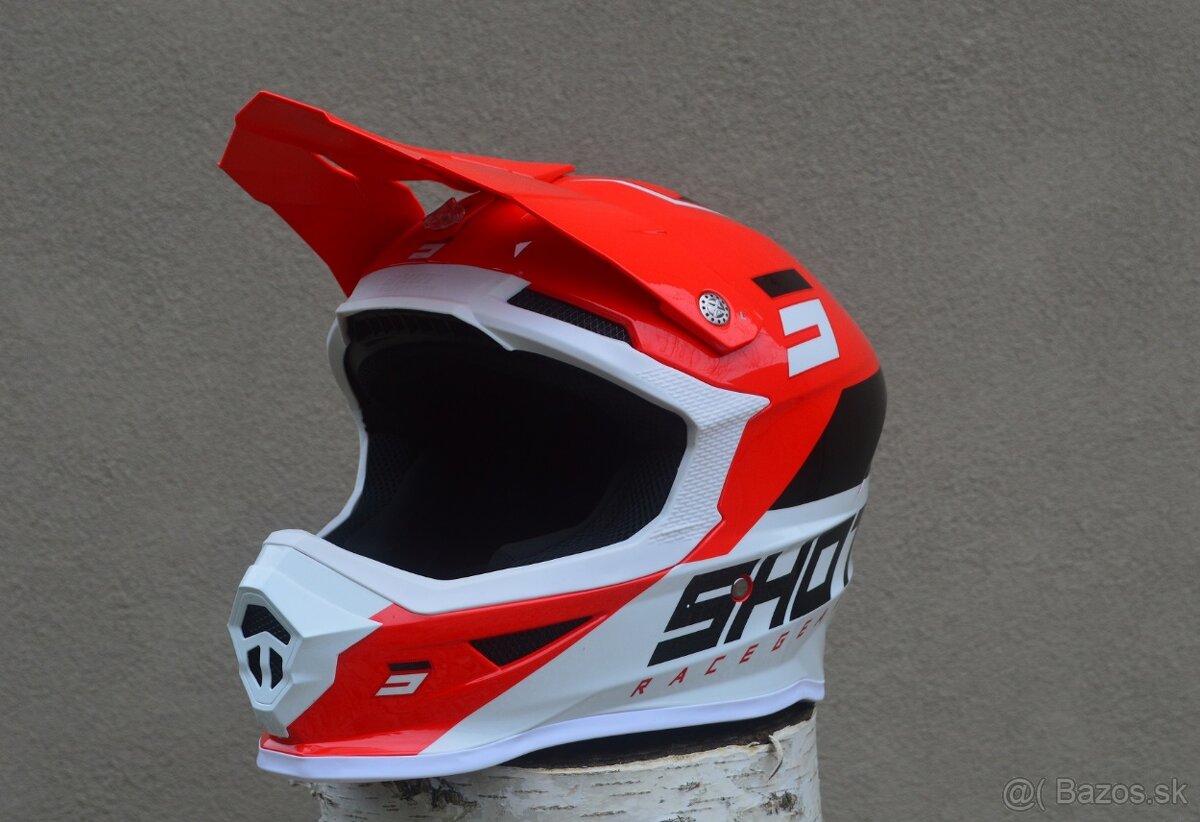 MX enduro prilba okuliare červené shot