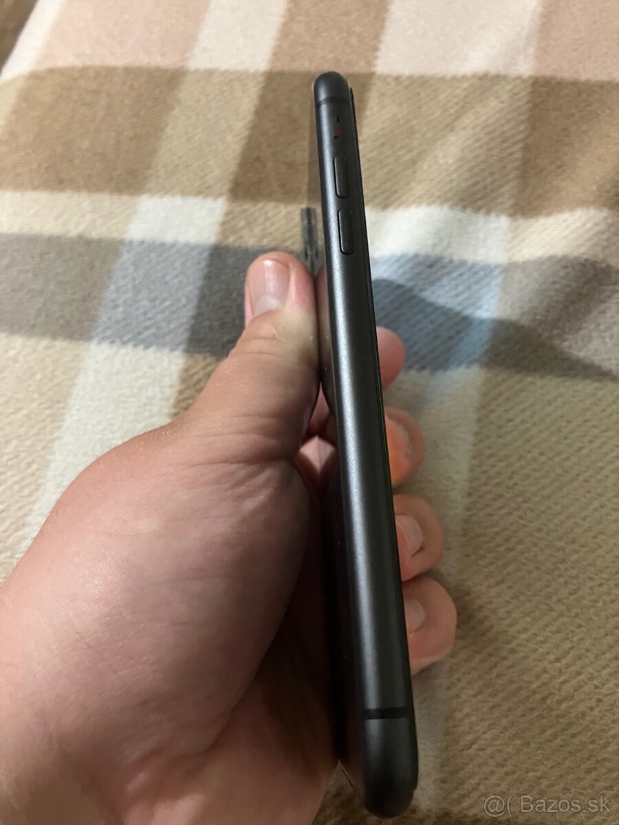 iPhone 11 64GB black - zdravie batérie 85% - CENA DOHODOU - 5