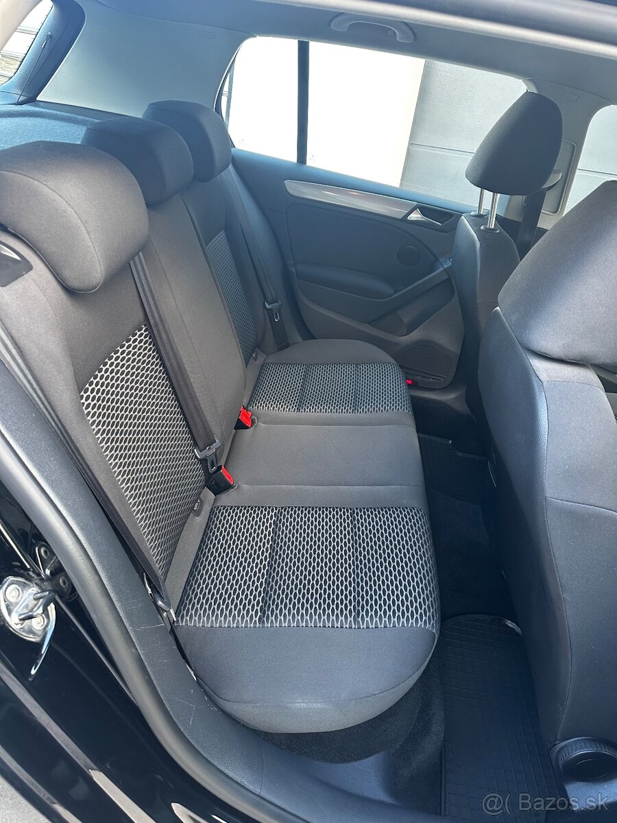 PREDÁM AUTO ZNAČKY VOLKSWAGEN GOLF - 5