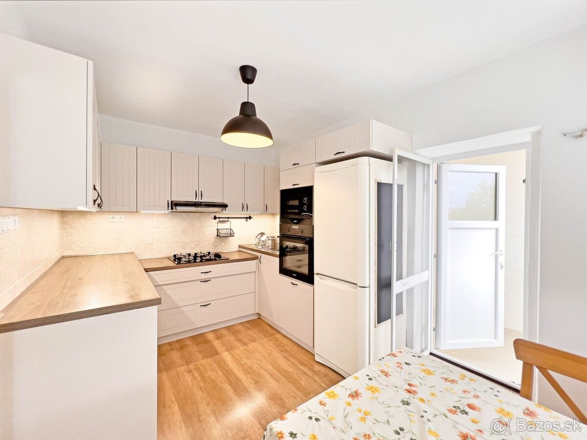 3-izbový byt po rekonštrukcii s loggiou – Užhorodská ulica - 5