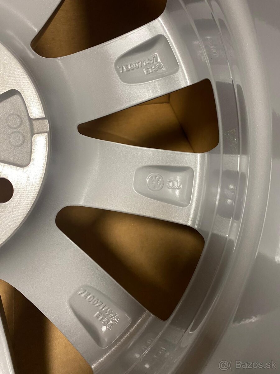 5x120 R17 Volkswagen Transporter Multivan Caravelle - 5