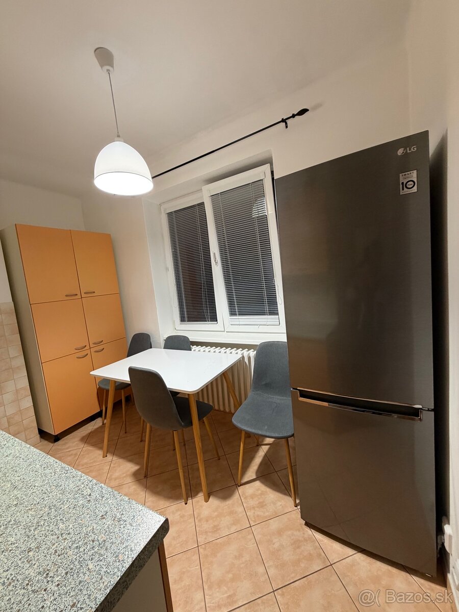 Prenájom 2-izbového bytu - 5