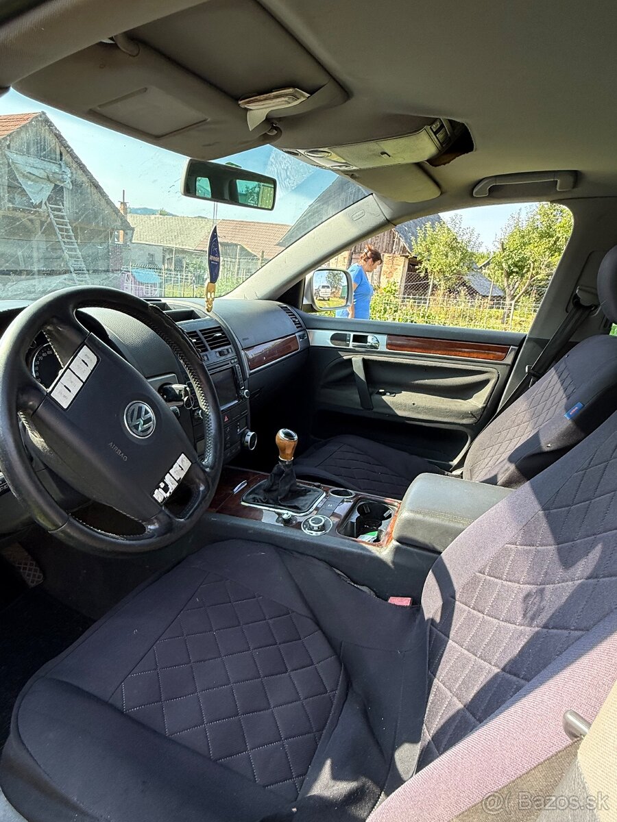 Volkswagen Touareg - 5