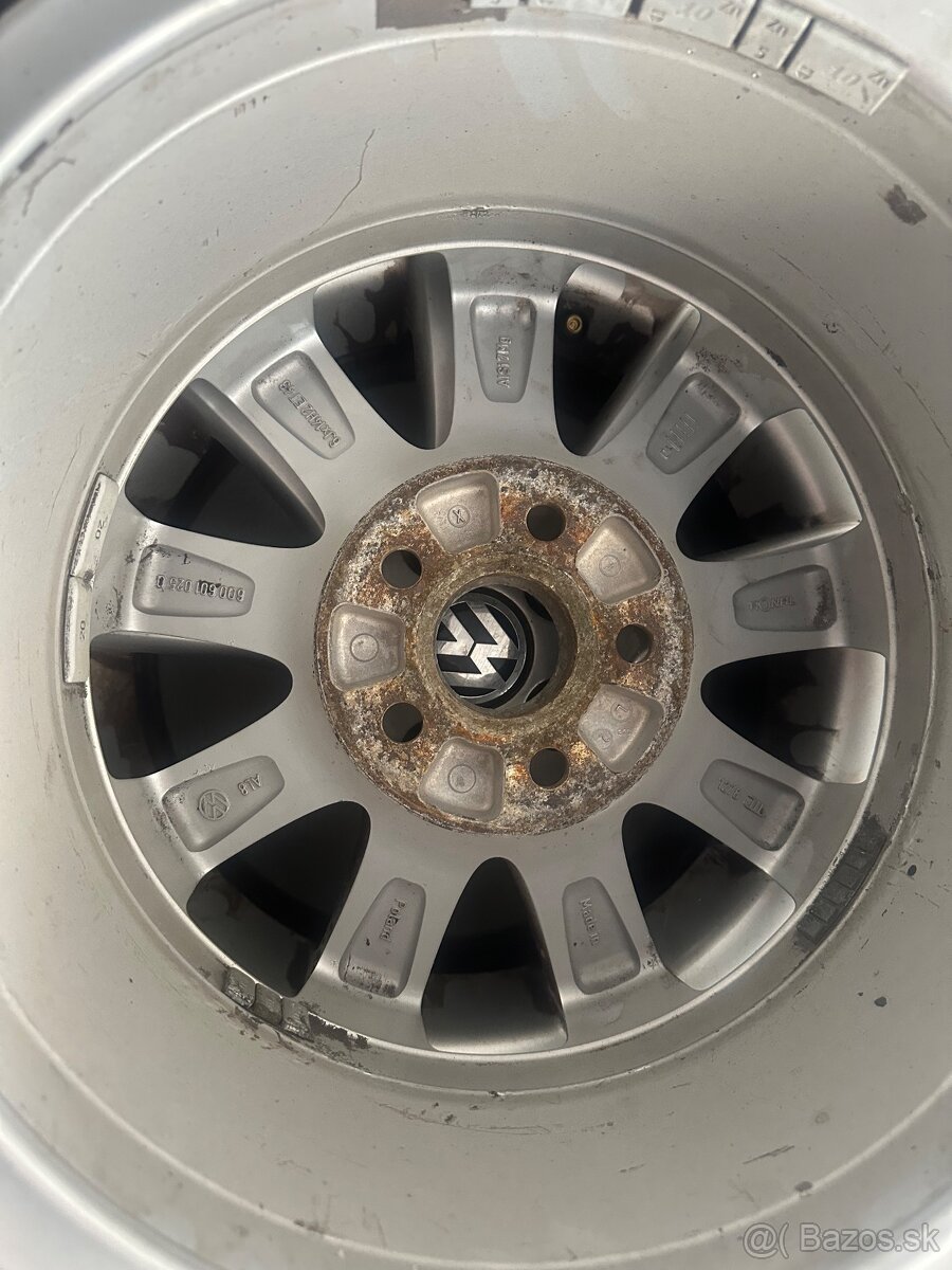 Volkswagen disky r14 - 5