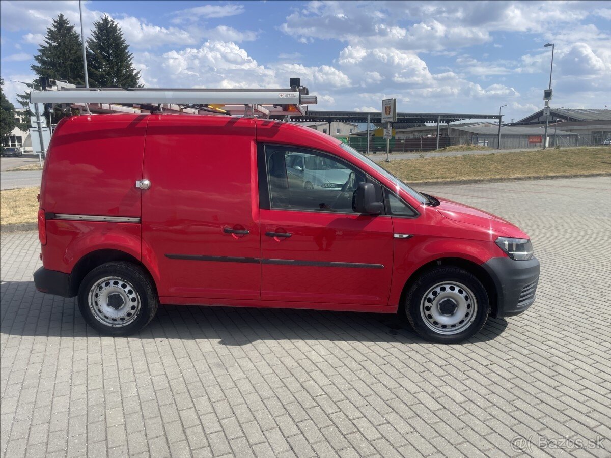 VW CADDY 2,0TDI 81kw 4-MOTION Klima 2016 DPH EON - 5
