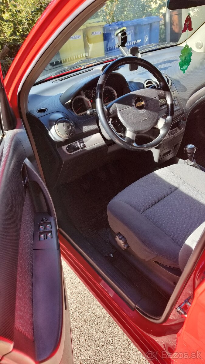 Chevrolet Aveo - 5