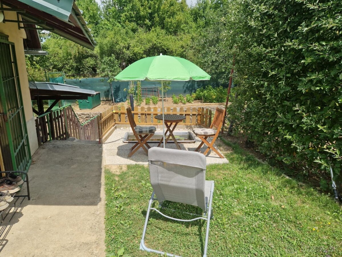 Na predaj murovanú chatu so záhradou v meste Prievidza. - 5