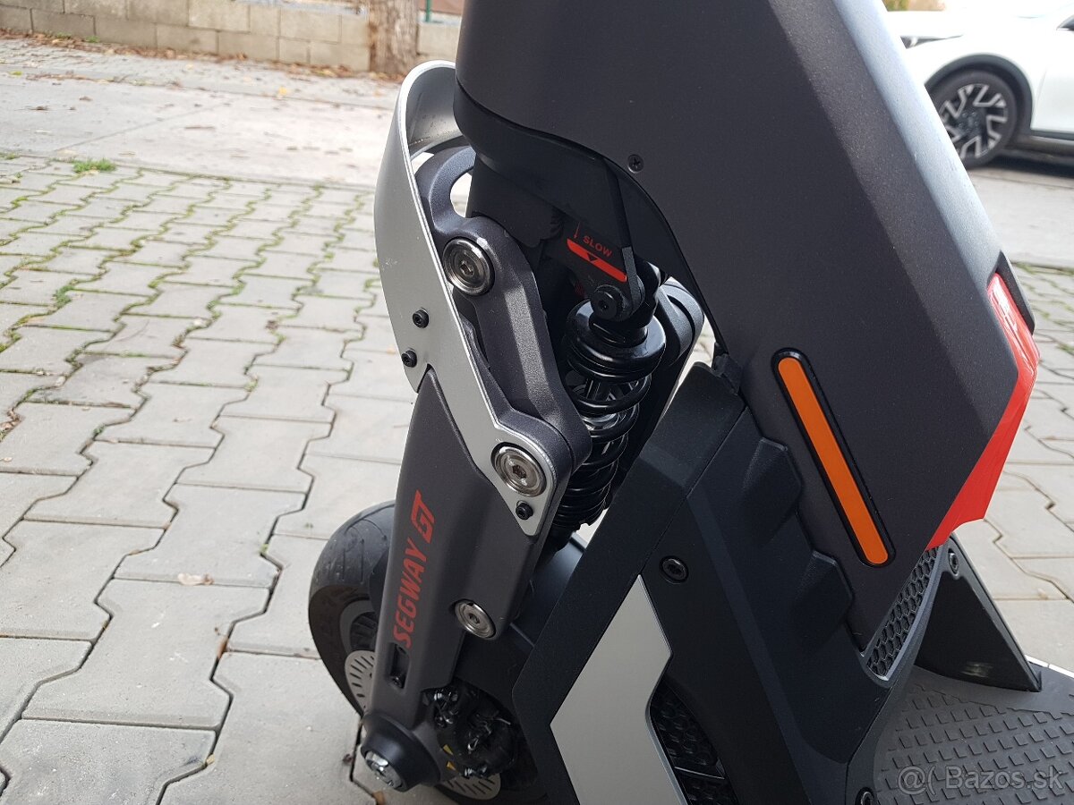Segway GT1e elektricka kolobezka - 5