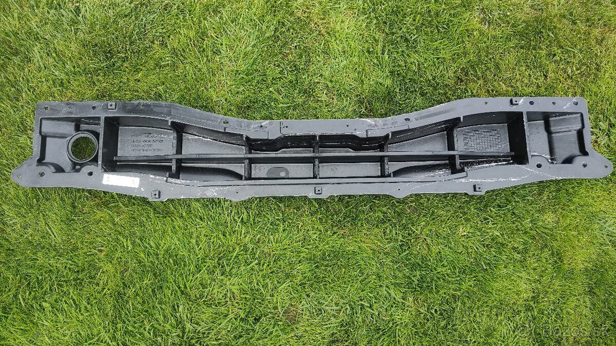 Kia Sportage 5 V a Kia Rio 4 IV - vystuha naraznik celo - 5