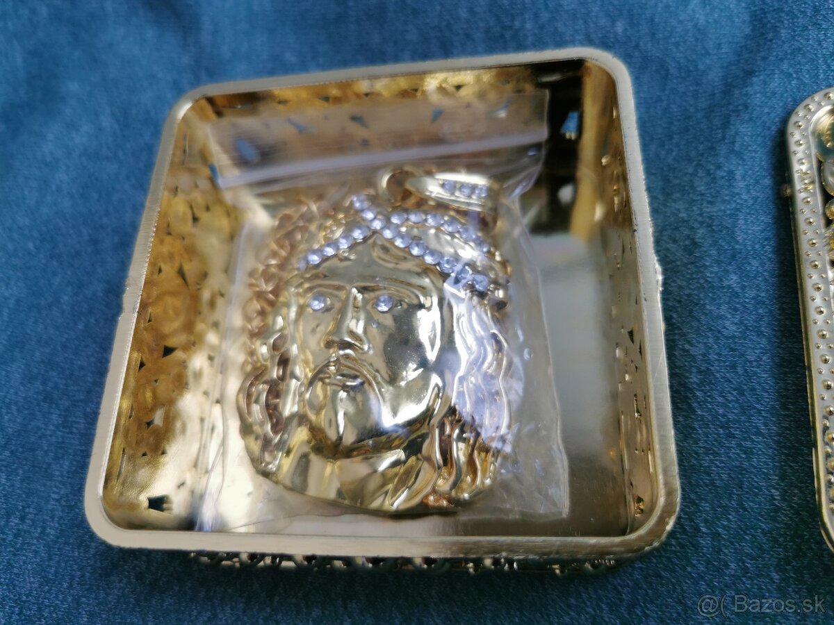 Prívesok Ježiš pozlátený - 5