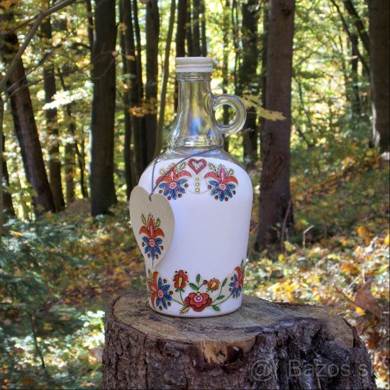 Darčeková fľaša Vyšívaná orechovica s uškom - 5