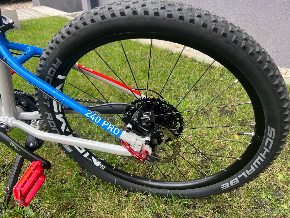 Cube Reaction 240 Pro teamline - 5