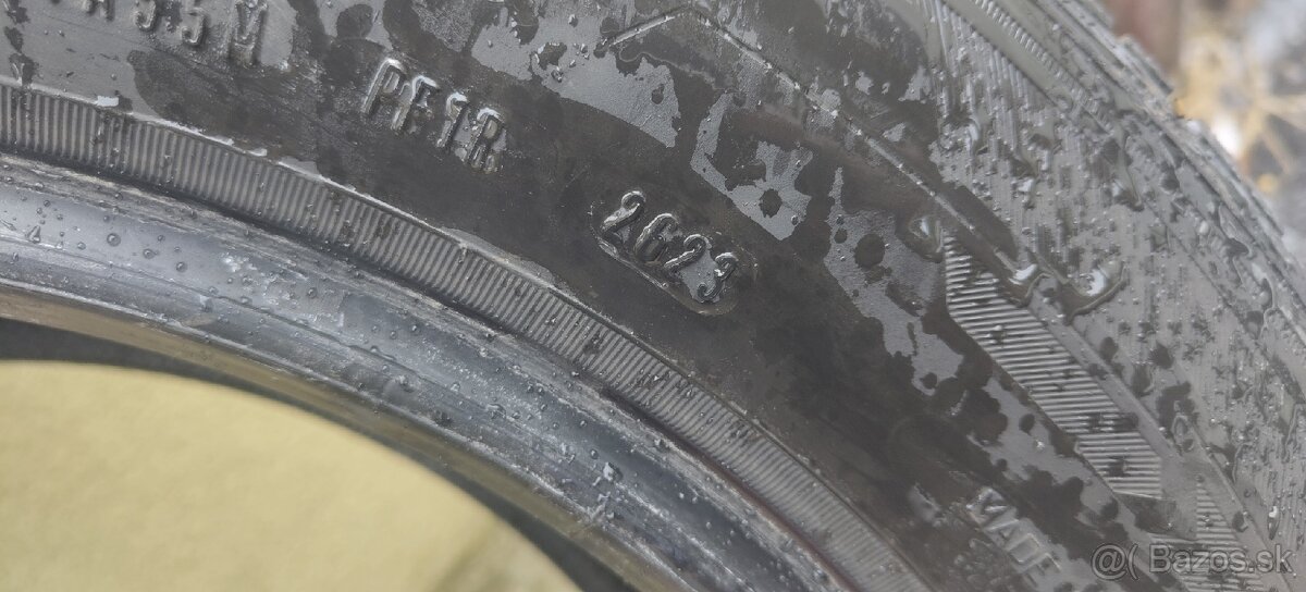 Zimné Goodyear Ultragrip ICE 3 215/60/16 99T - 5
