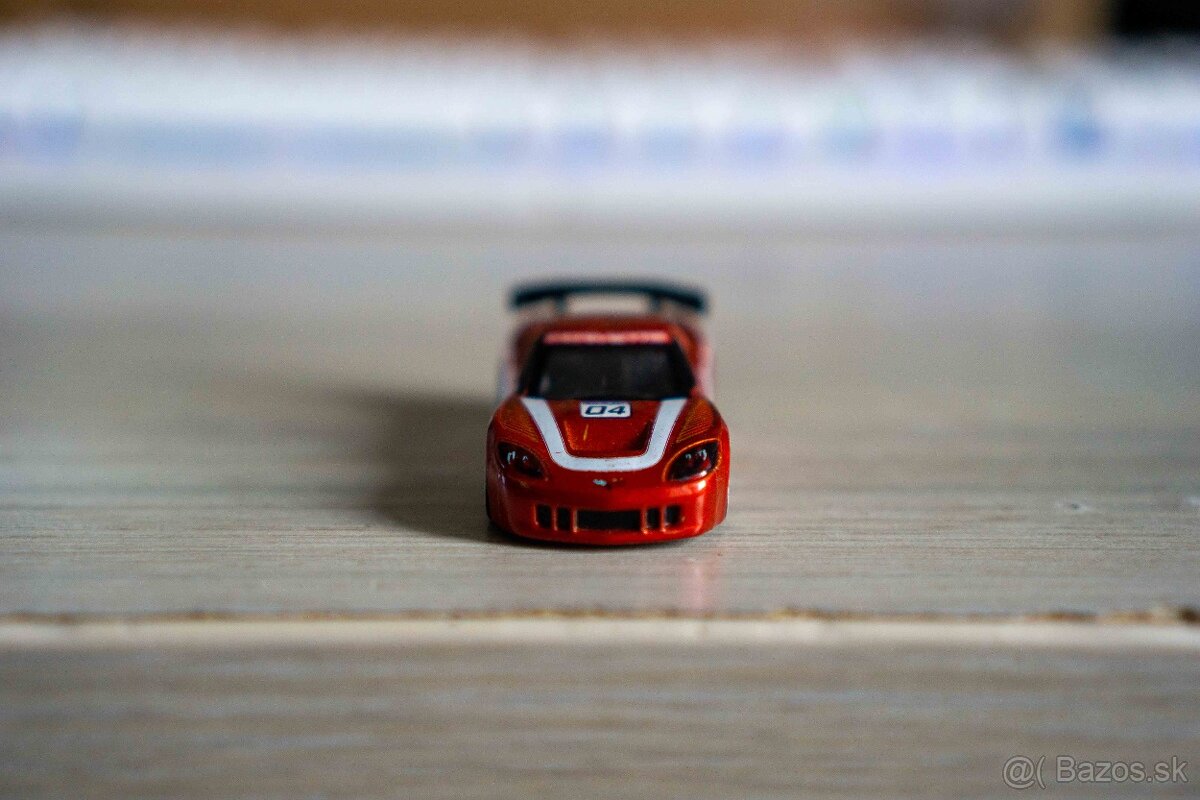 Rozbalene HotWheel autíčka - 5