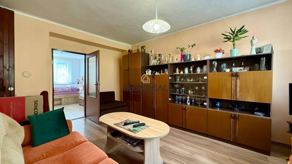 SLOVREAL - predaj 2i byt v neďaleko mesta Kremnica - 5