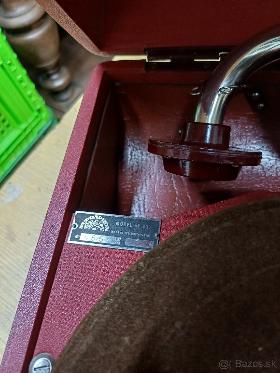 Predám starožitný gramafon - 5