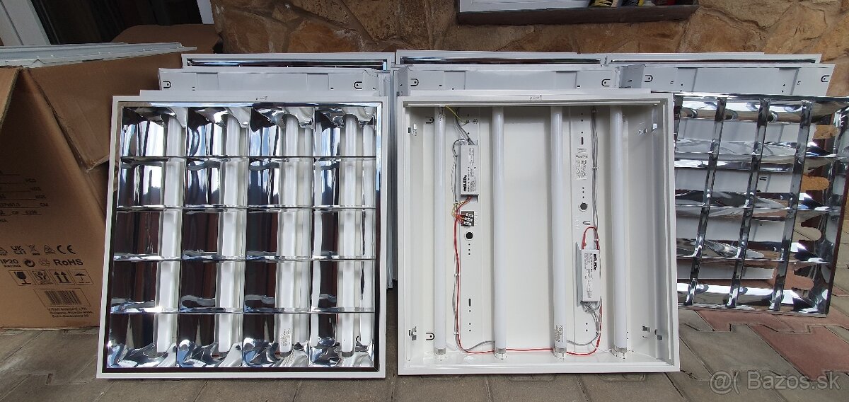 Predám stropné neónové svietidlo zabudovateľné 60x60cm - 5