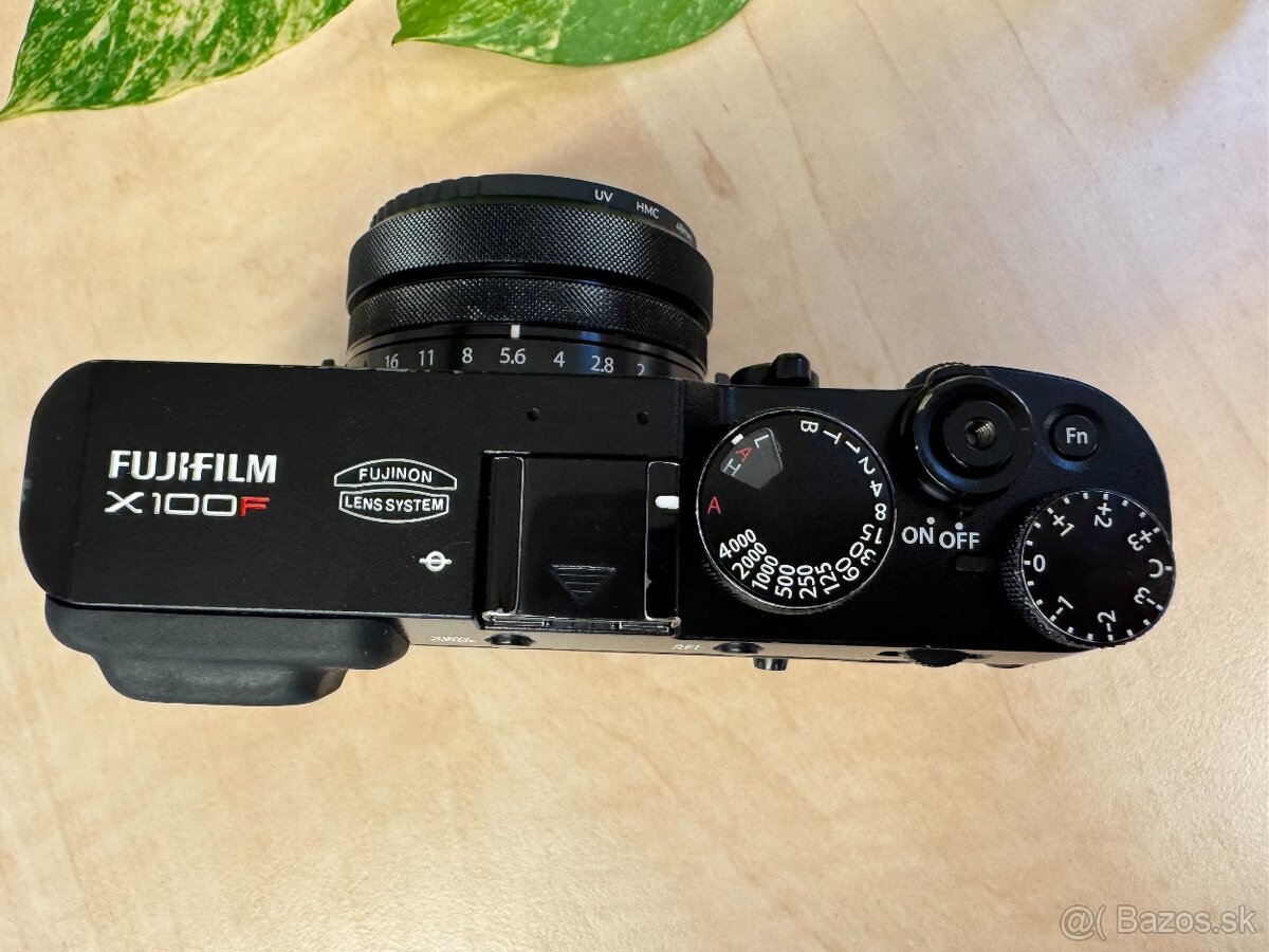 Fujifilm X100F Black + príslušenstvo - 5