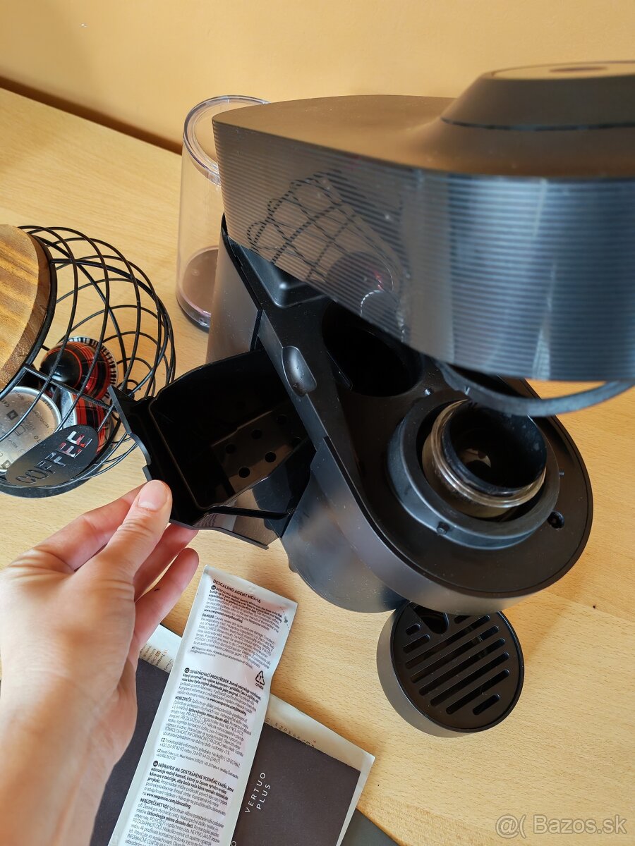 Kávovar Nespresso Vertuo - 5