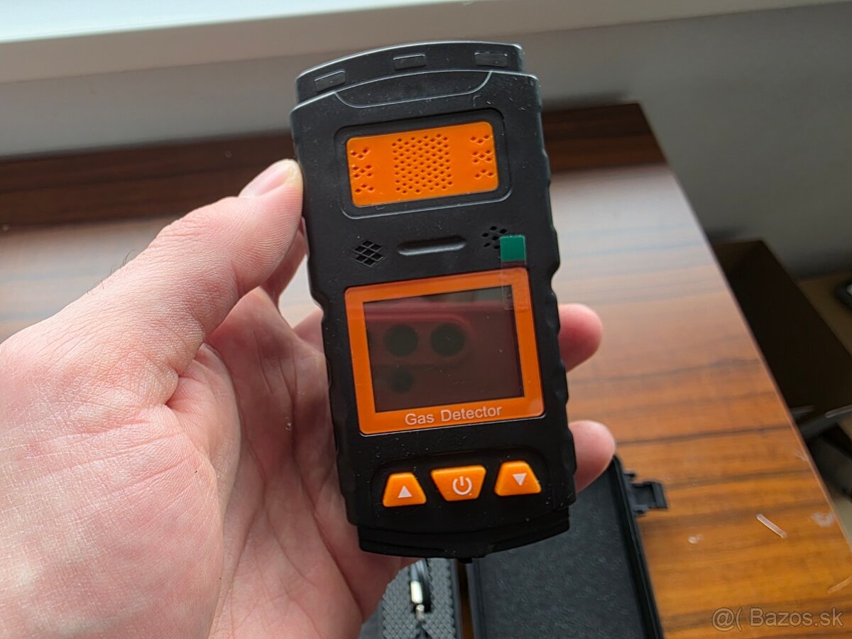 Prenosný detektor metánu NORM NM-CH4 - 5