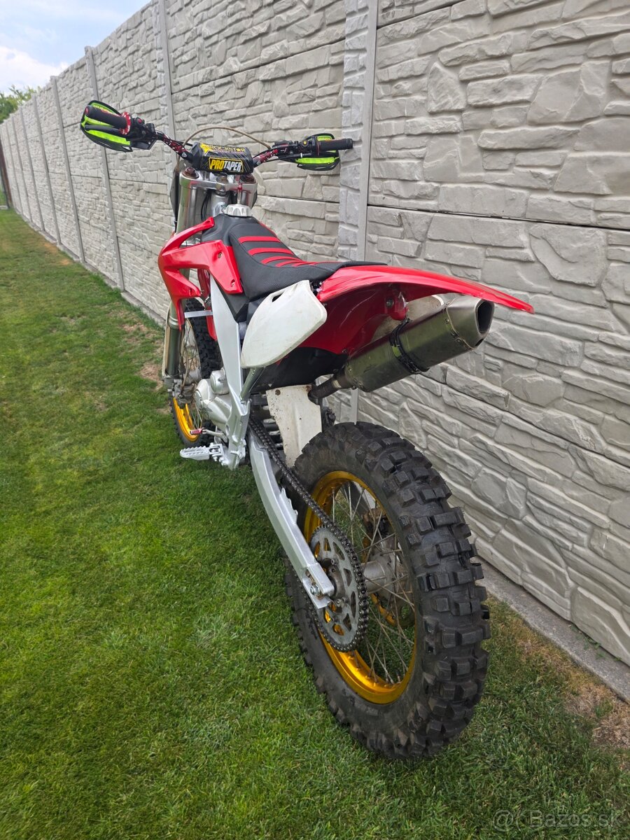 Cross motor 250 - 5