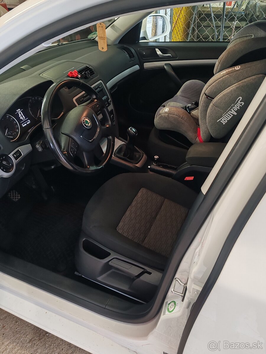 Predám Škoda octavia combi - 5