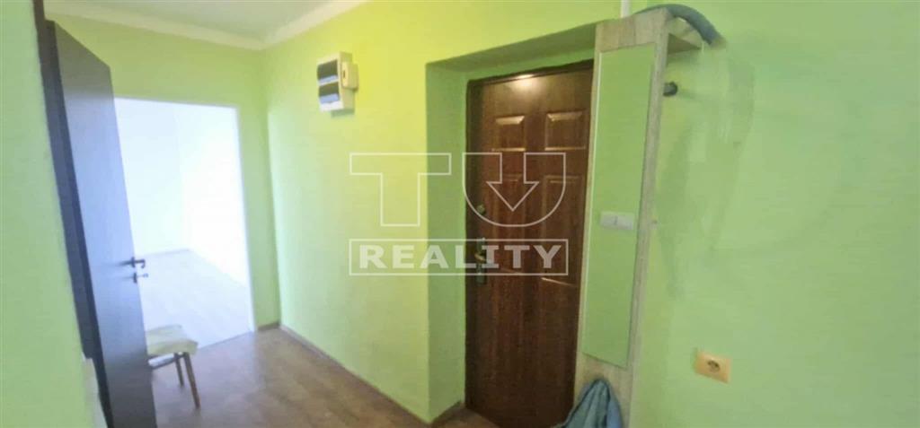 Na PREDAJ slnečný 2izbový byt /64m2/ v Trebeľovciach. - 5
