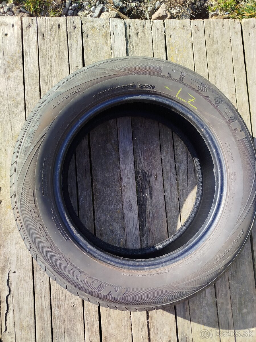 225/60 R17. 99H - 5