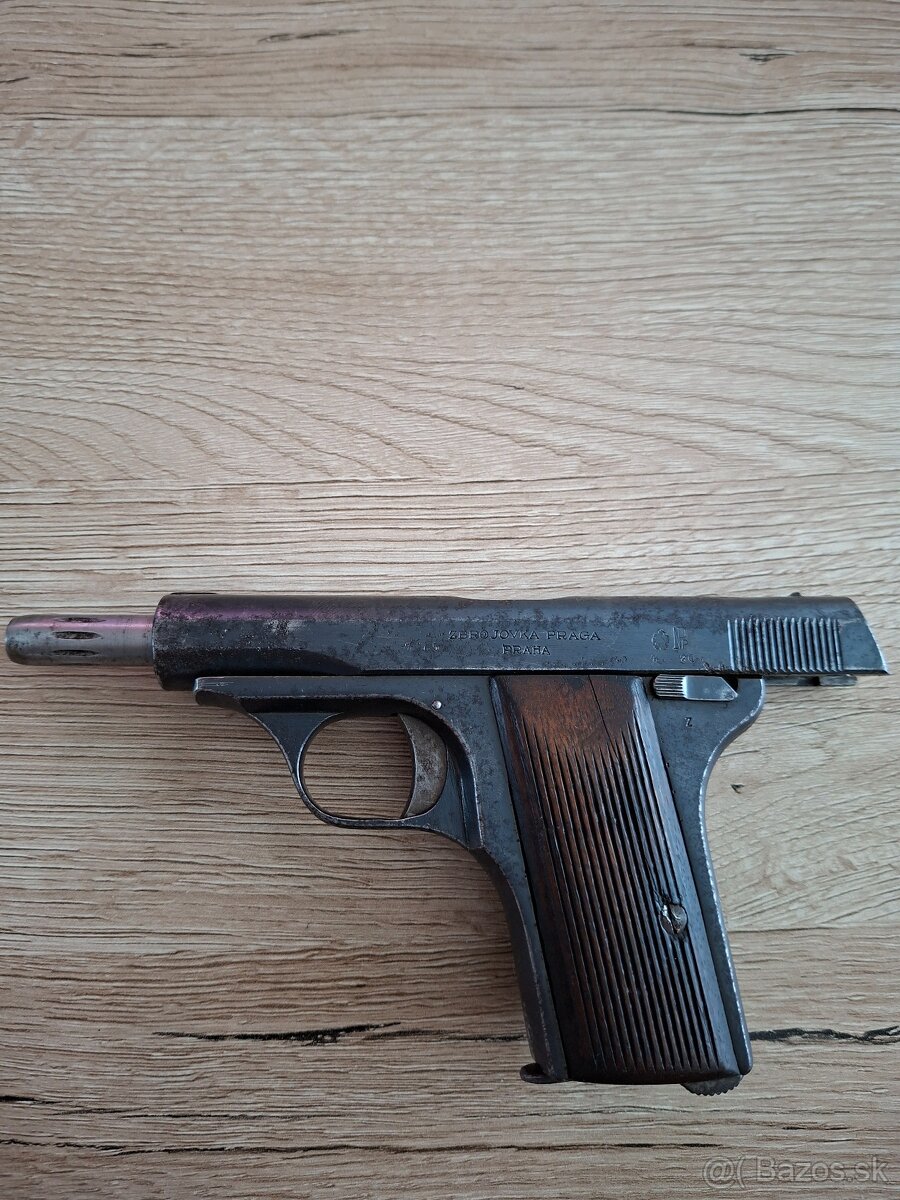 Predám vzácnu pištoľ Praga  cal. 7,65mm Browning - 5
