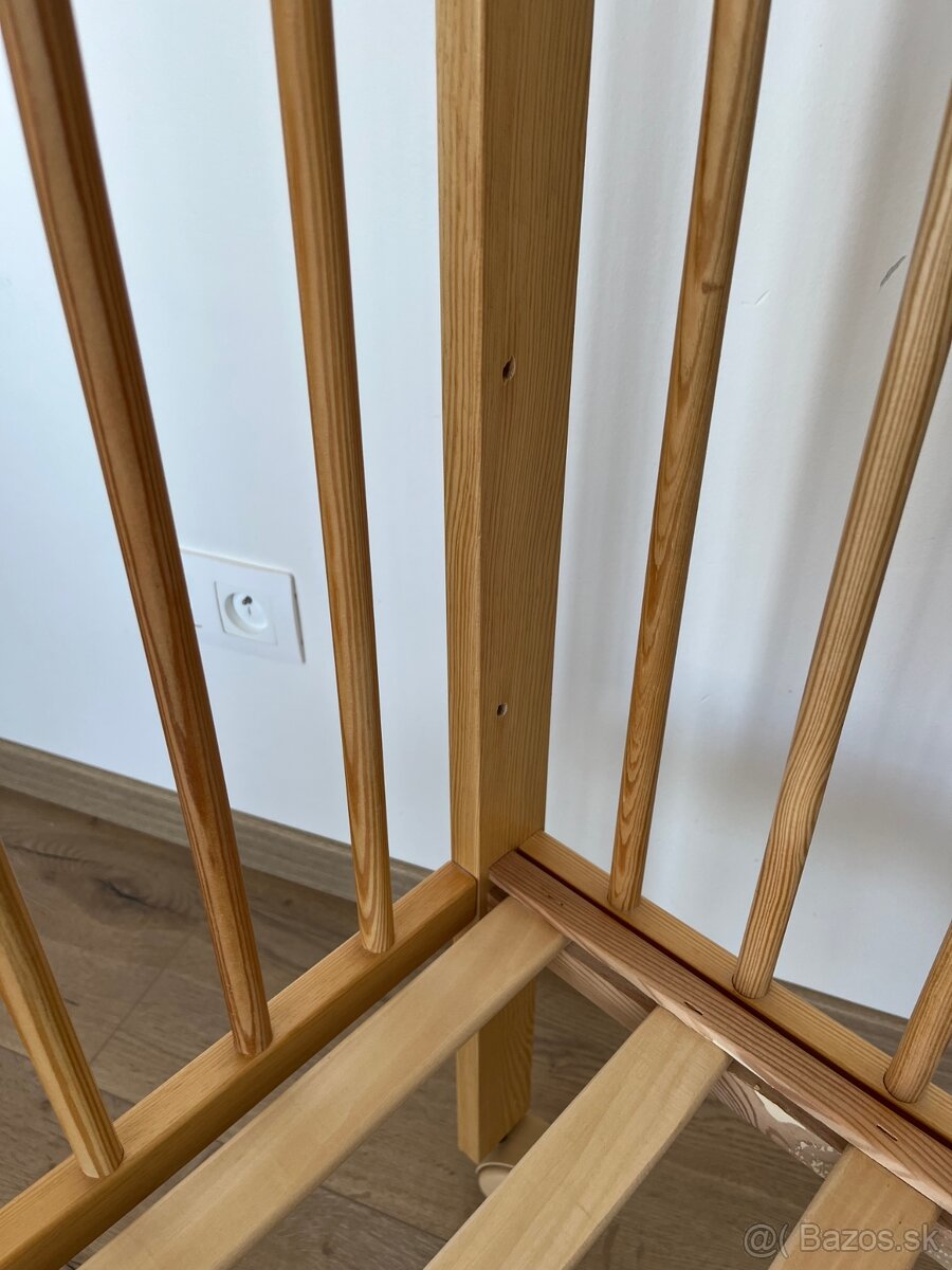 Detská postieľka s kolieskami a s matracom - 5