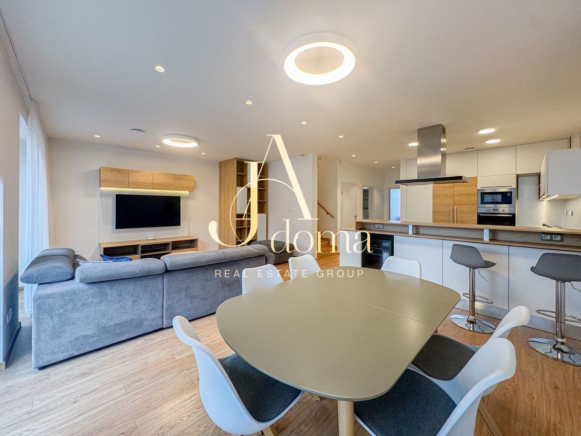 Vysnivaný 5-izbový dom na prenájom v Ružinove pri OC Retro - 5