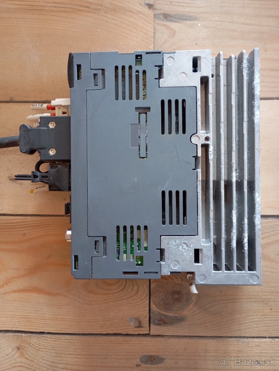 AC Servo menič Mitsubishi MELSERVO MR-J3-10B - 5