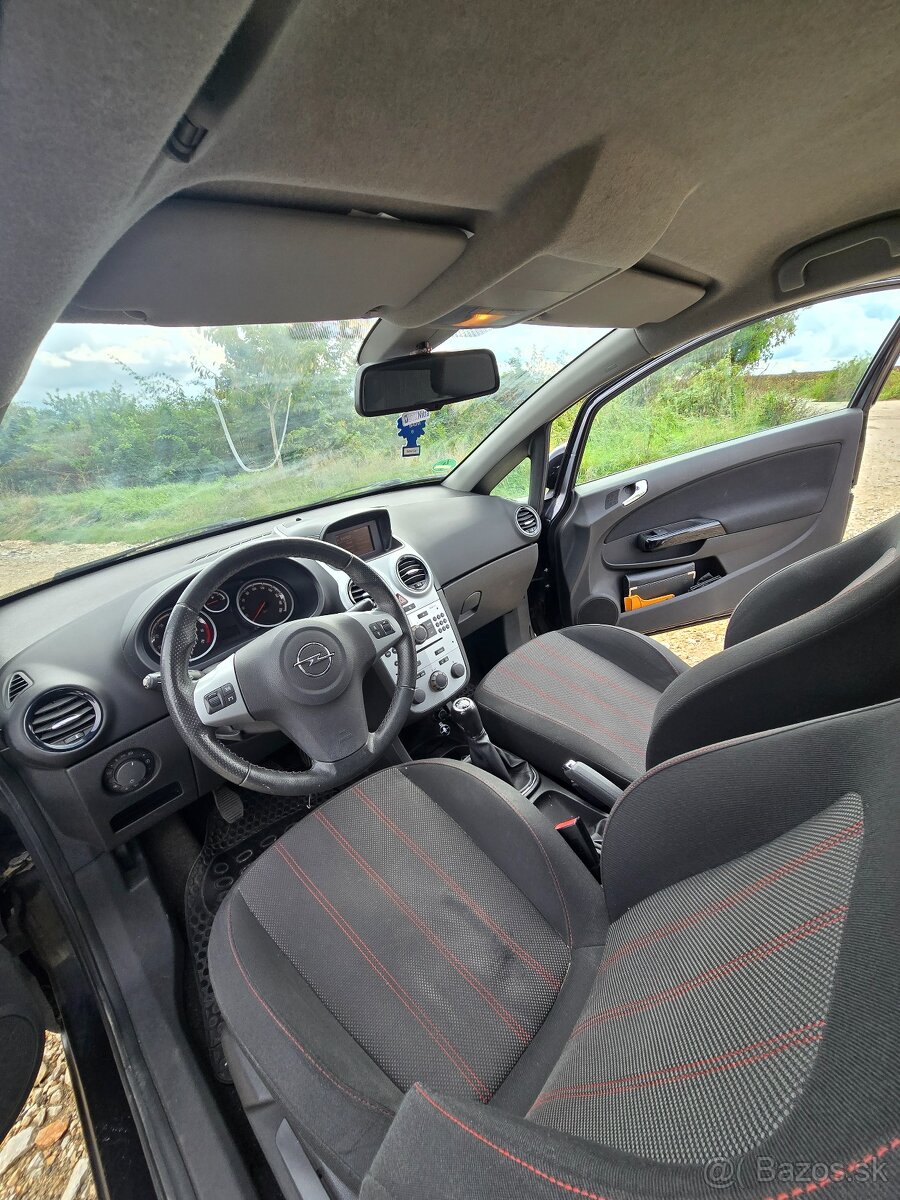 OPEL CORSA D, 1.4 benzín, 2009 - 5