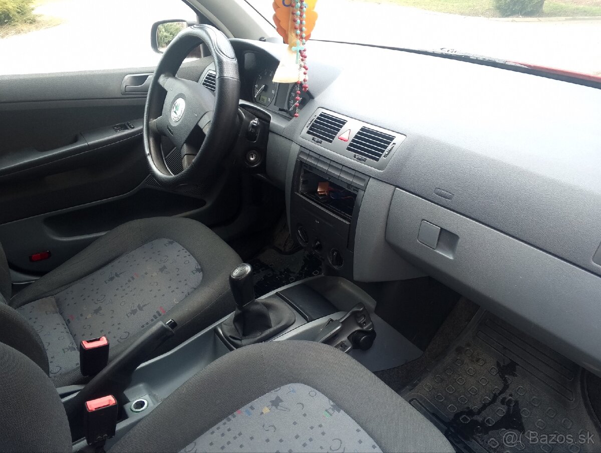 Škoda Fabia 1.2 benzín nová STK emisná - 5
