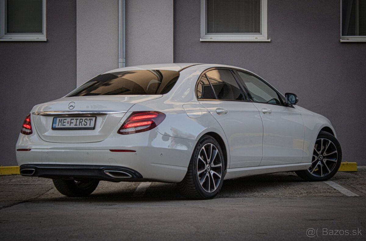 Mercedes-Benz E trieda Sedan 200 D TOP STAV - 5
