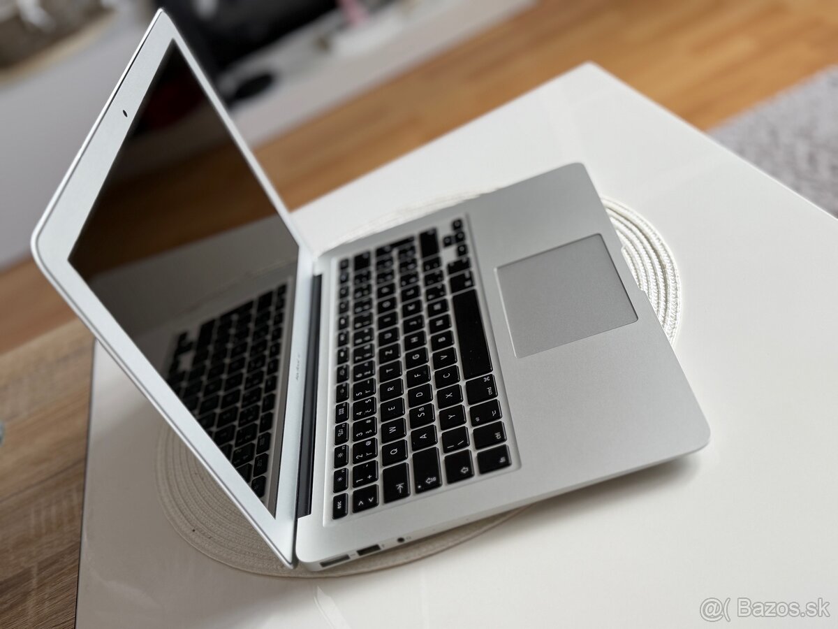 MacBook Air - 5