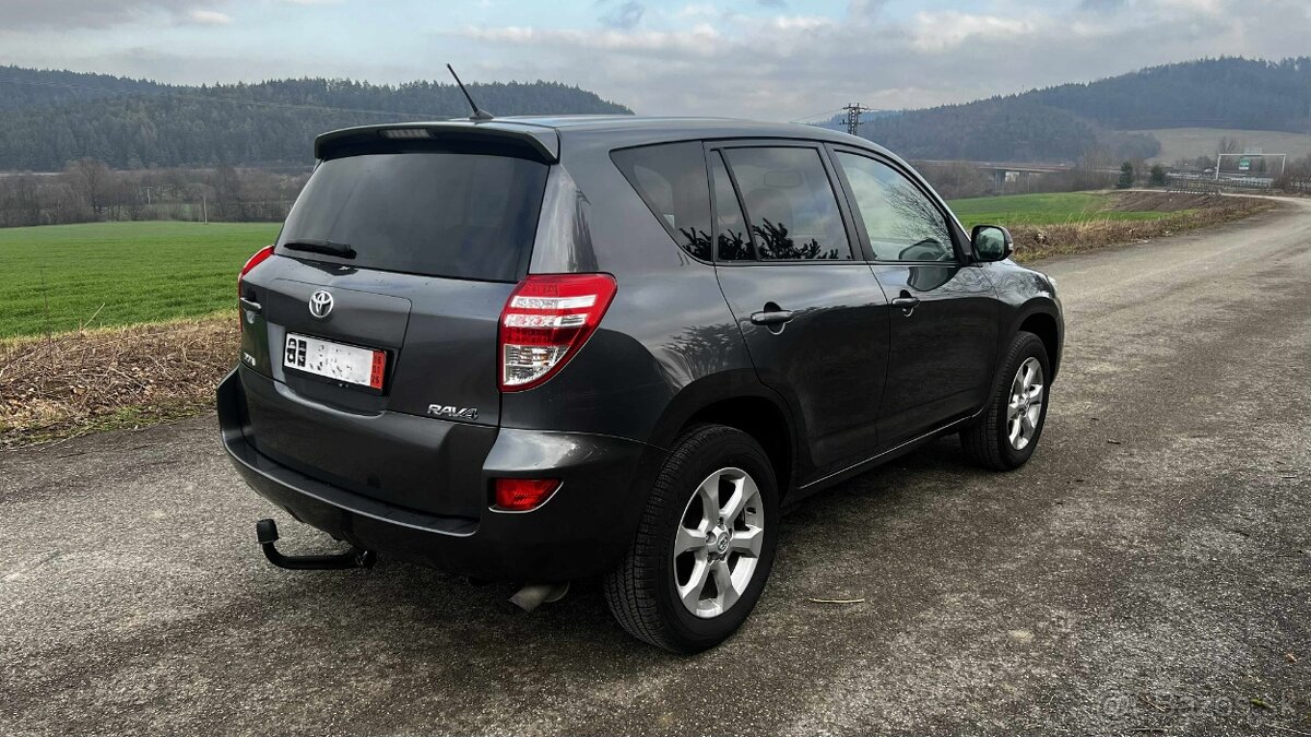 Toyota RAV4 2.0 benzin - 5