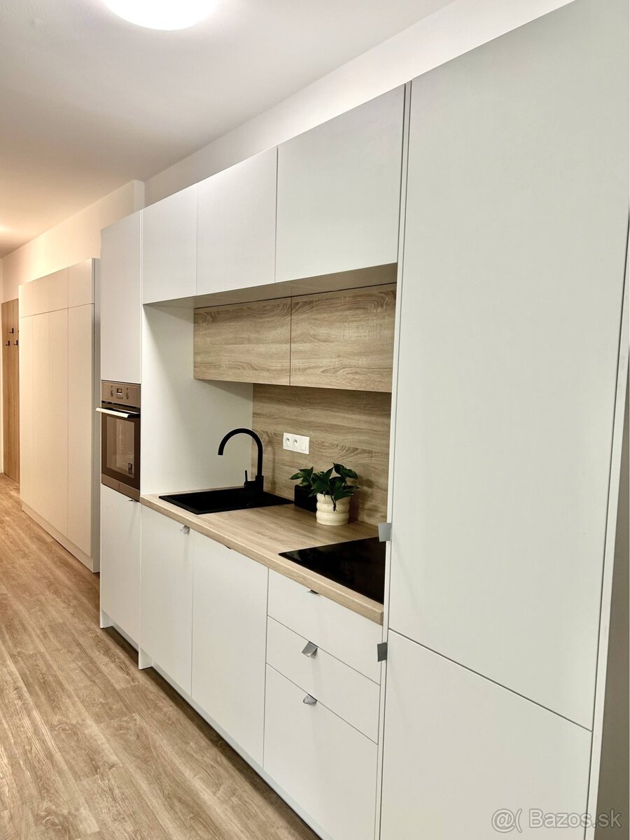 2-izbový byt v historickom centre na Gunduličovej ul - 5