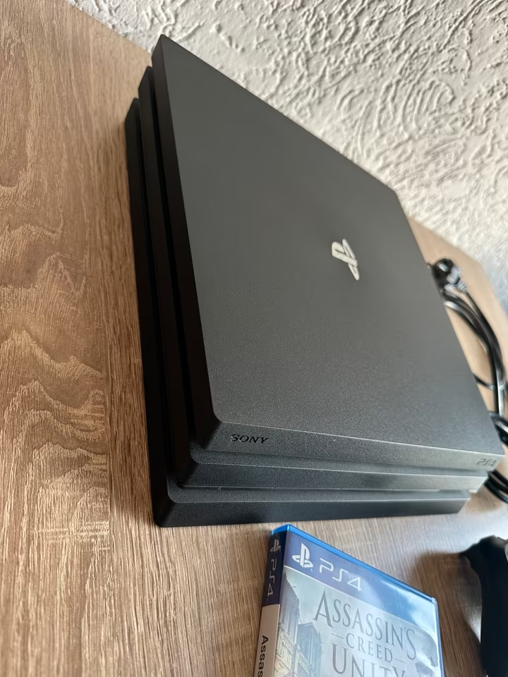 PS4 Pro 1TB - 5