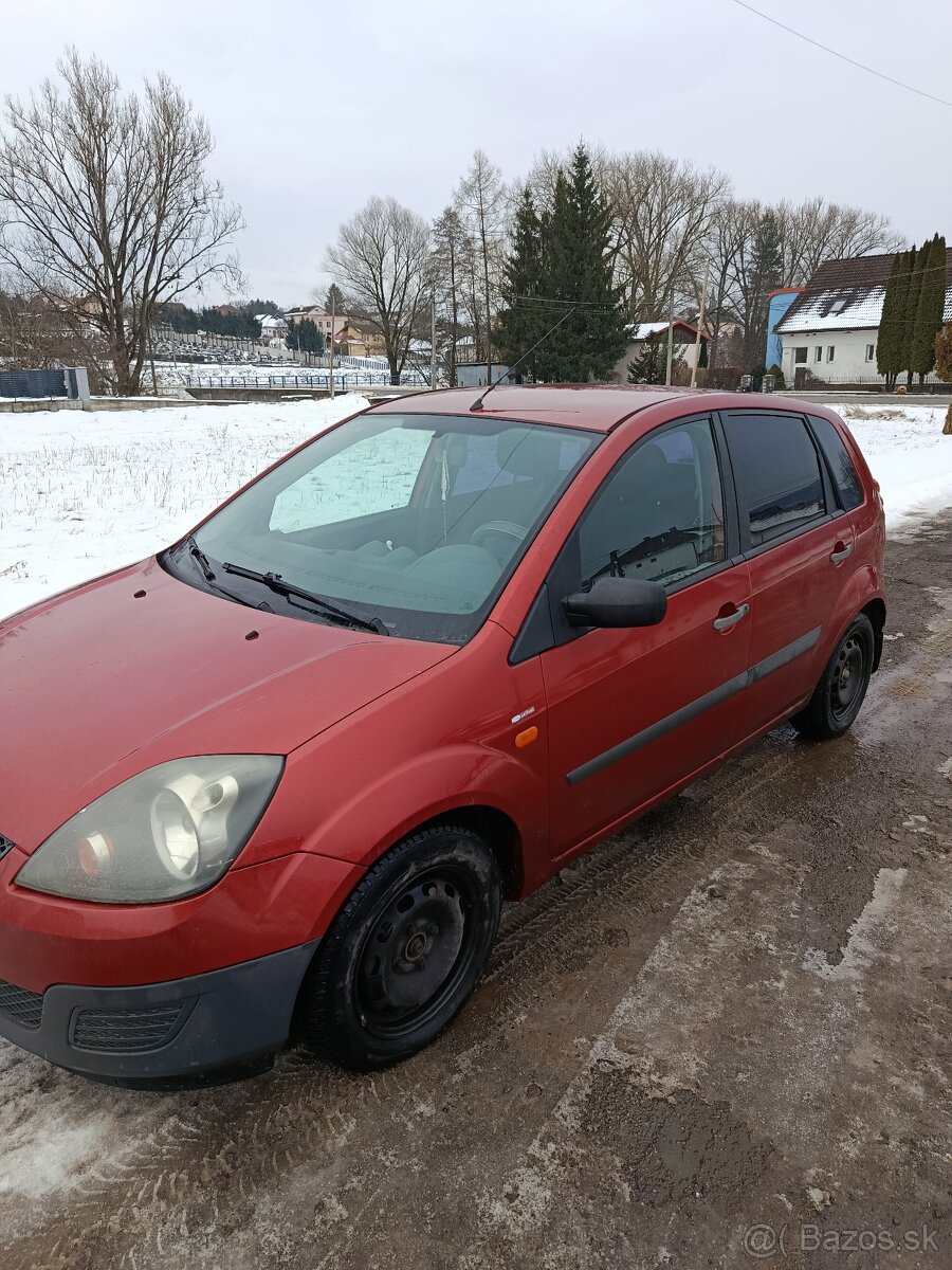 Na predaj Ford Fiesta 2006 - 5