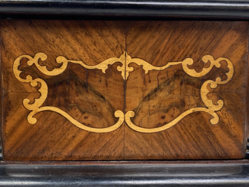 Starožitná intarzovaná kazeta na šperky - 5