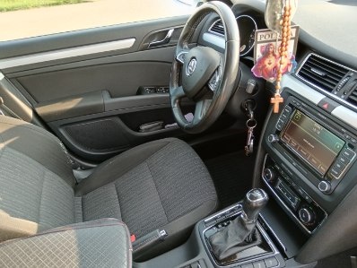 Superb Combi 2.0TDI 103kw DSG - 5