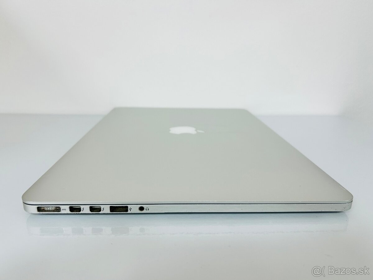 Apple MacBook Pro - 5