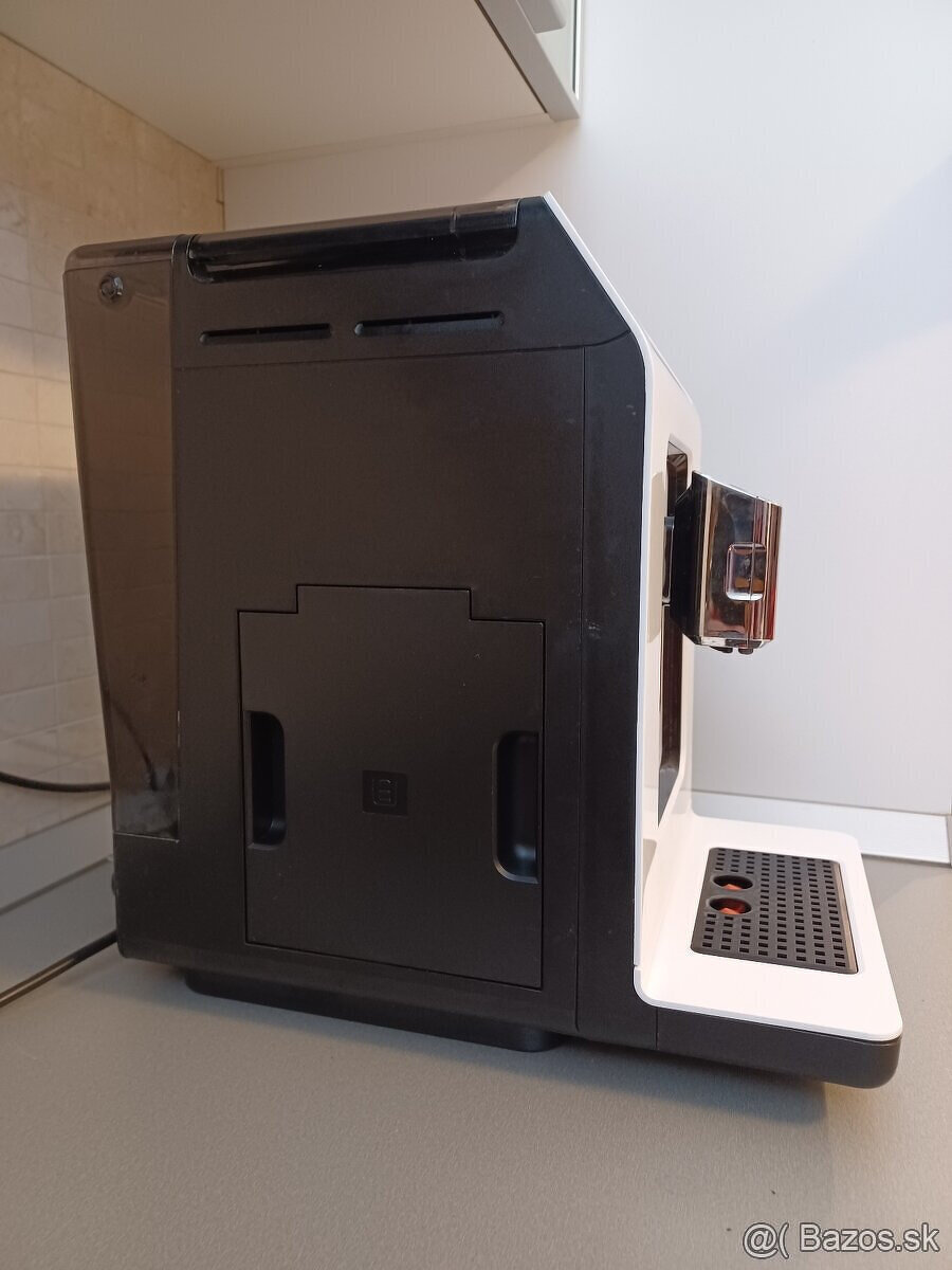 Kávovar automatický_Espresso Krups - 5