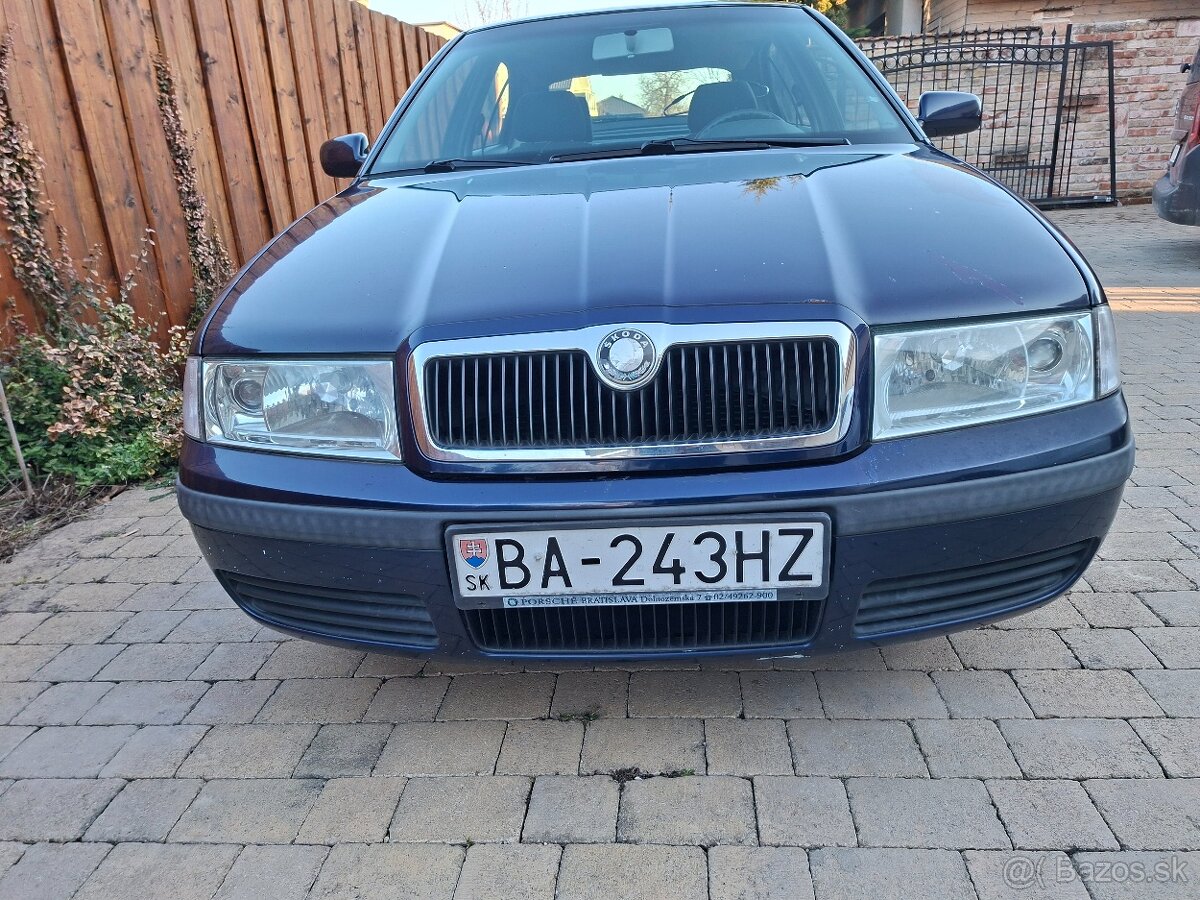 Predám Škoda Octavia 1,6 benzín sedan rok 2003 - 5