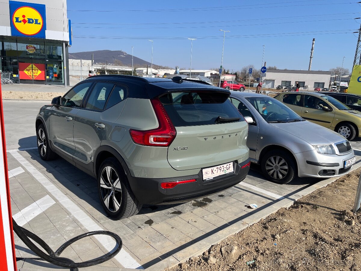 Volvo XC40 P8 Recharge 4x4 Electric - 5