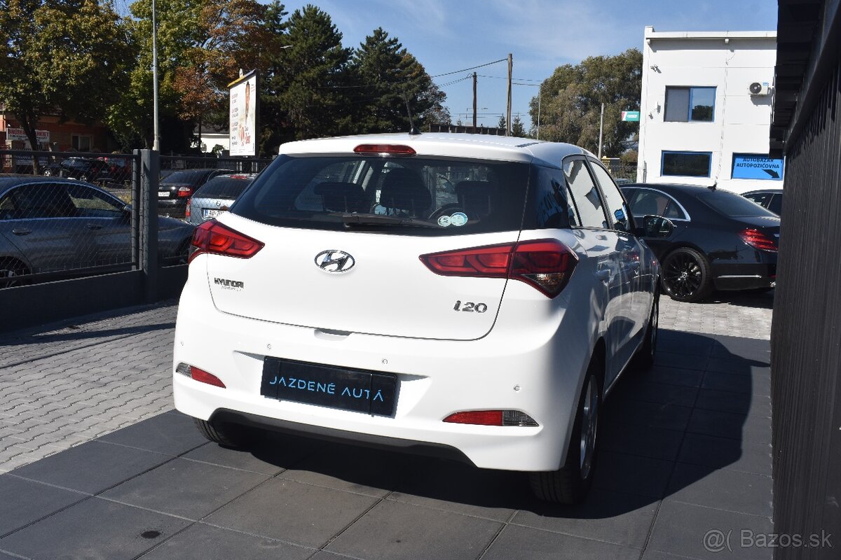 Hyundai i20 1.4i 16V Comfort - 5