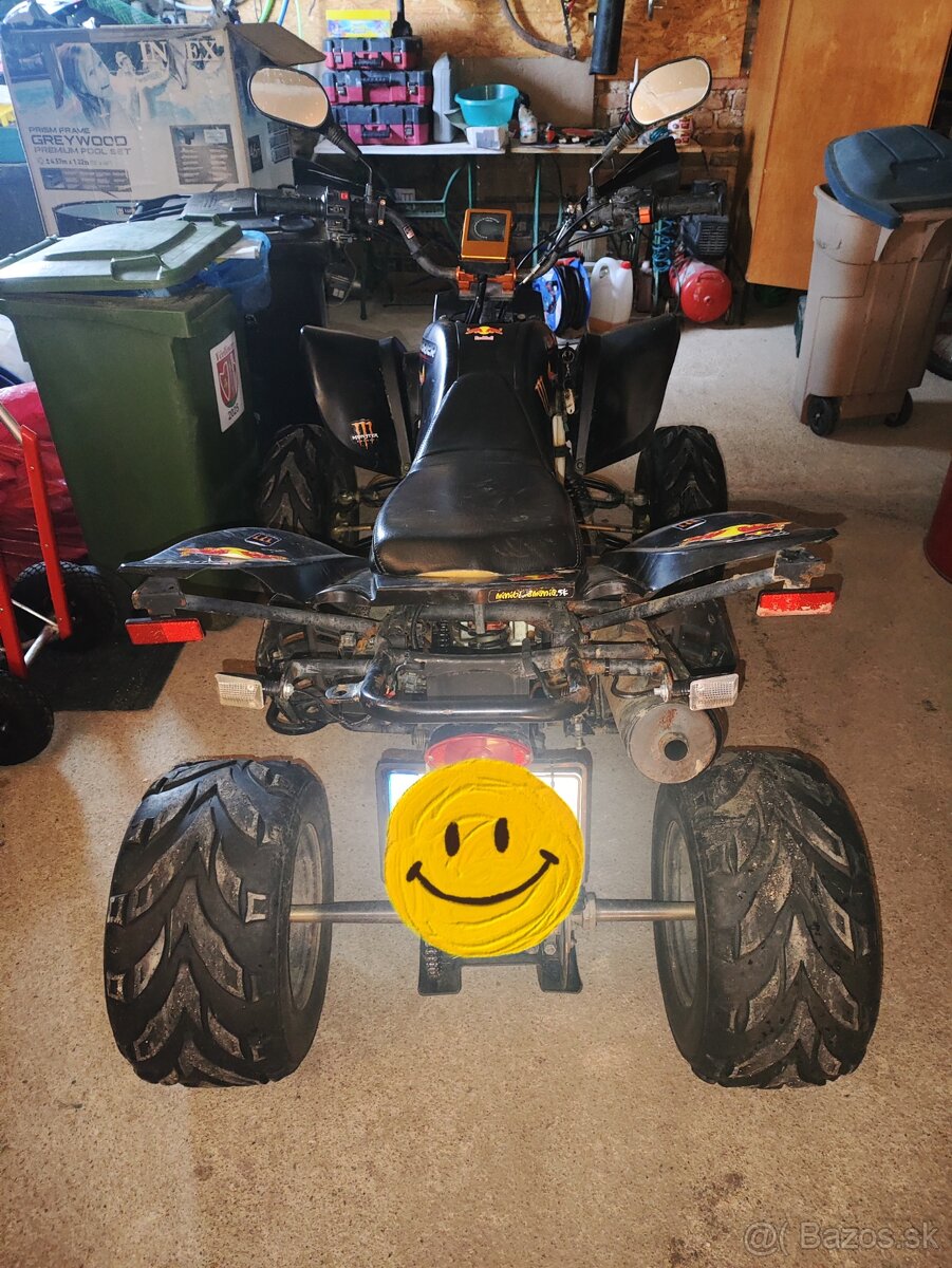 Predám štvorkolku quad 200 cc