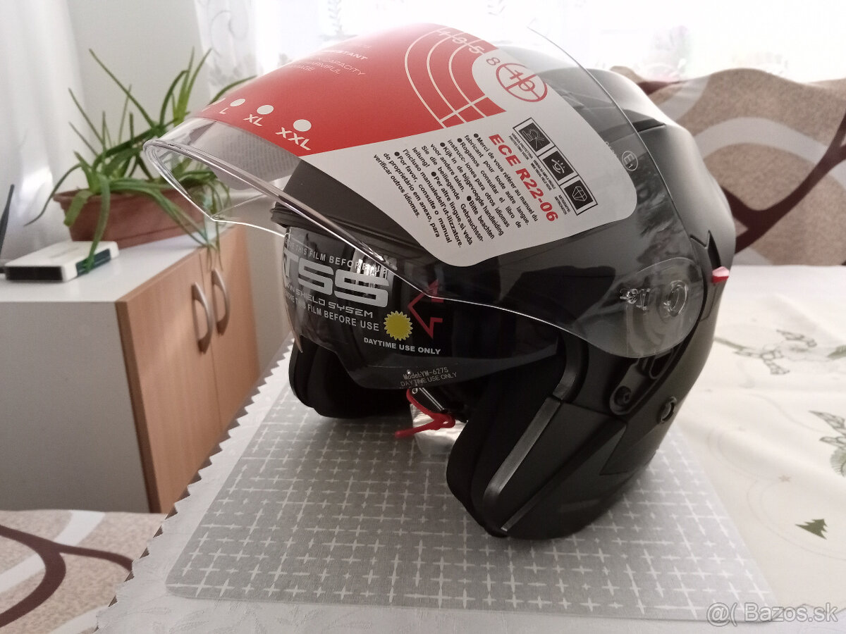 prilba,helmu vel.M,L - 5